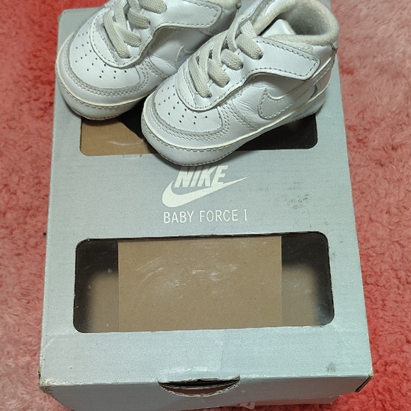 Nike Other - Nike White Baby Walker Shoes Classic Design (Brand New)